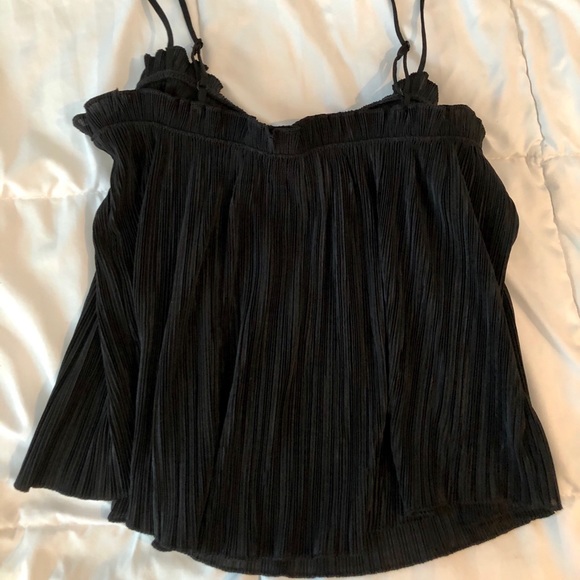 NWT Madewell silky pleated black tank - Picture 2 of 3